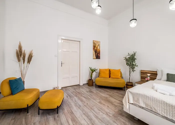 Boutique Moments By Stn Apartment *